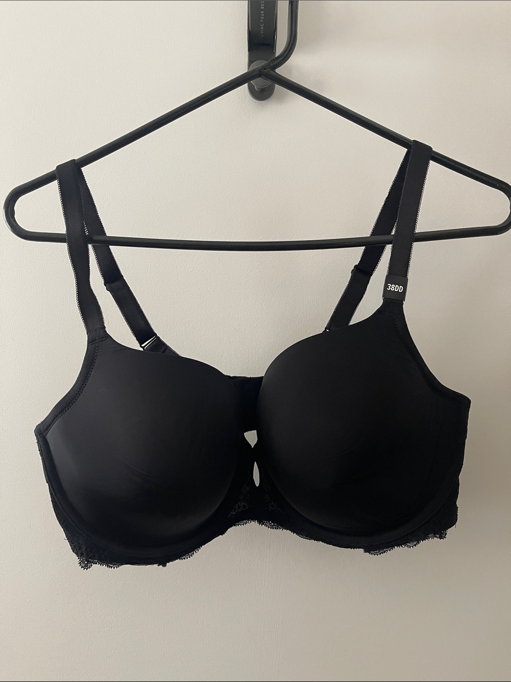 Torrid Lightly Lined T-Shirt Bra-Black Lace Trim